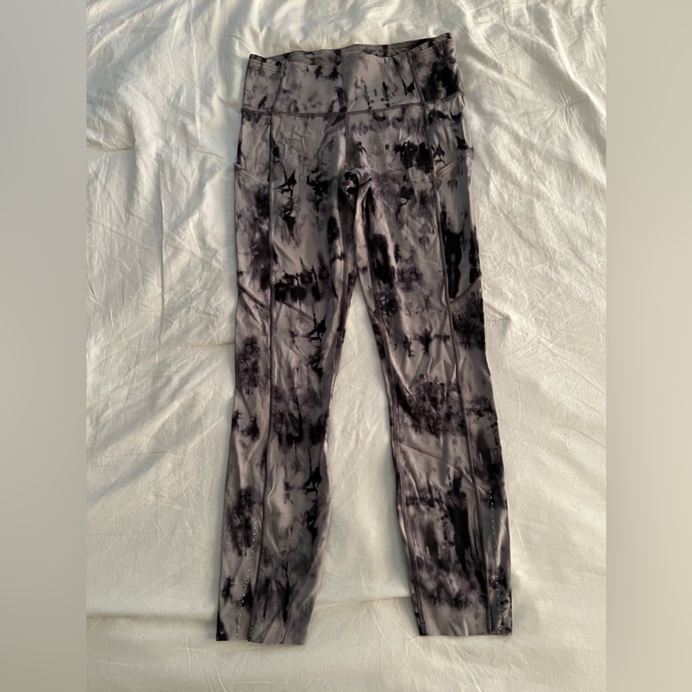 Lululemon Fast and Free High-Rise Tight 25" size 6